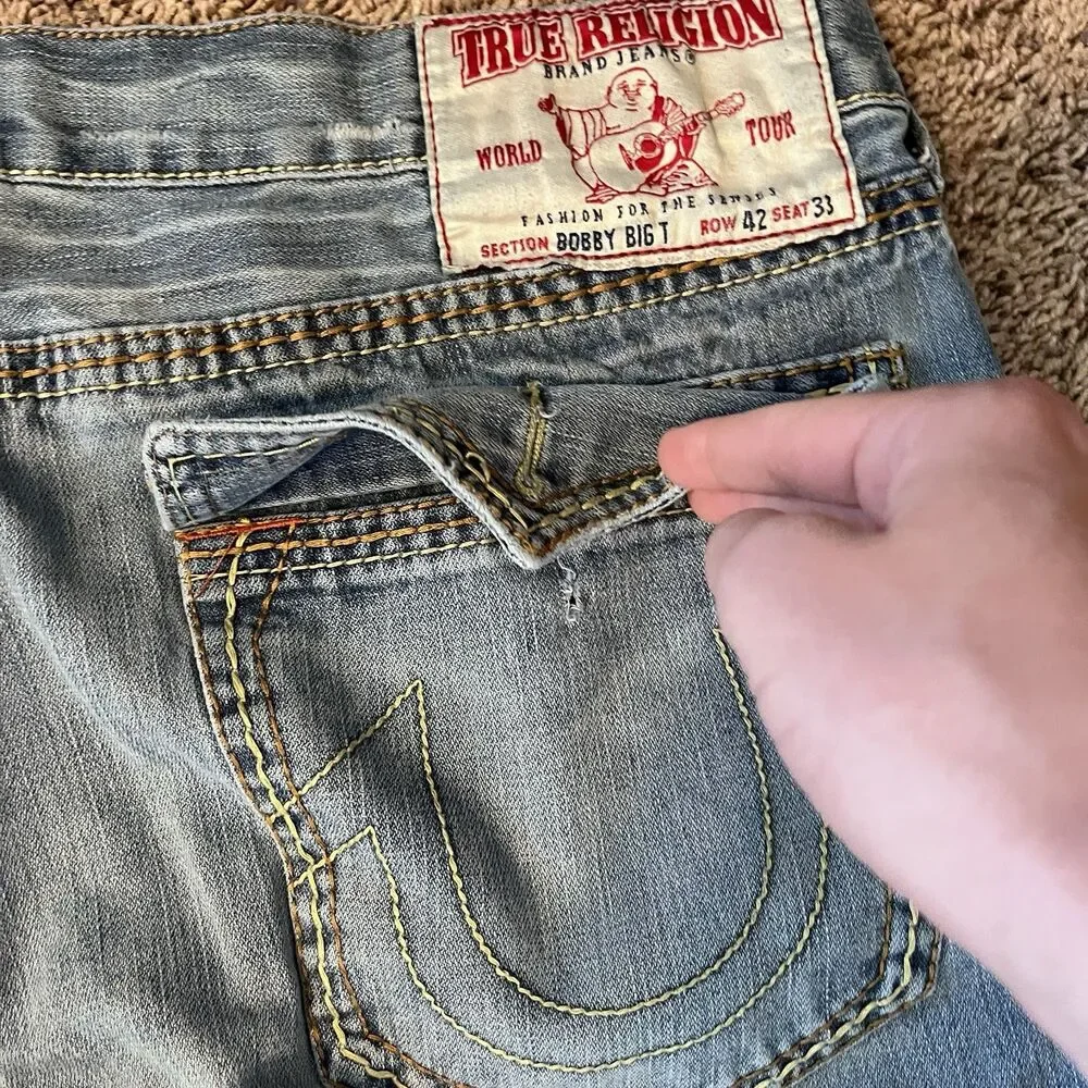 True Religion Straight Leg Big Bobby T Light Wash Blue Denim Jeans 42x33 (42x32)
